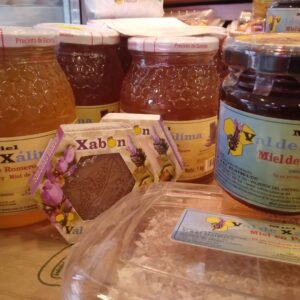 Mieles en panal y productos cosméticos derivados de la miel